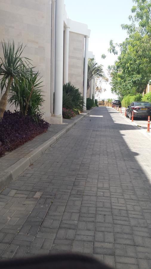 Royal Park Lakeview Apartment Eilat Exterior photo